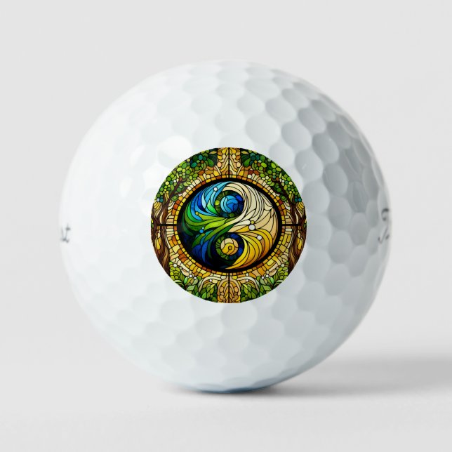 Les balles de golf Yin Yang (Recto)