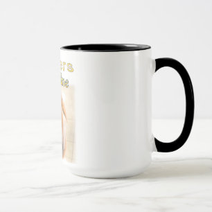 Les beurres vient la tasse à la maison de sonneri