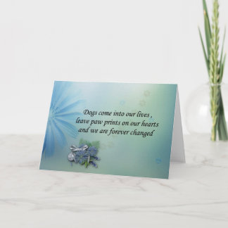 Les chiens laissent des empreintes sur votre carte