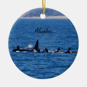 Les familles s'assoient ensemble Ornement