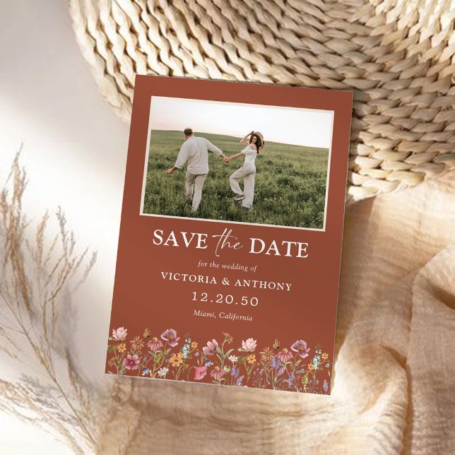 Les fleurs sauvages sauvent la date avec une carte (Créateur téléchargé)