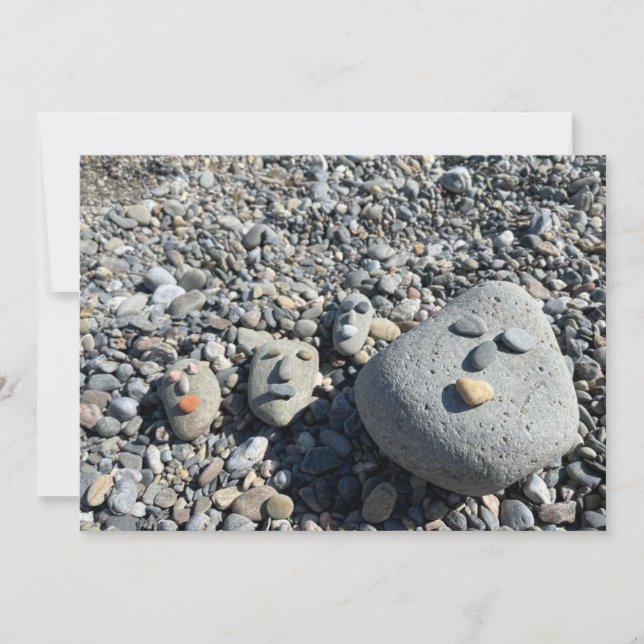 Les Galets sur la Plage (Devant)