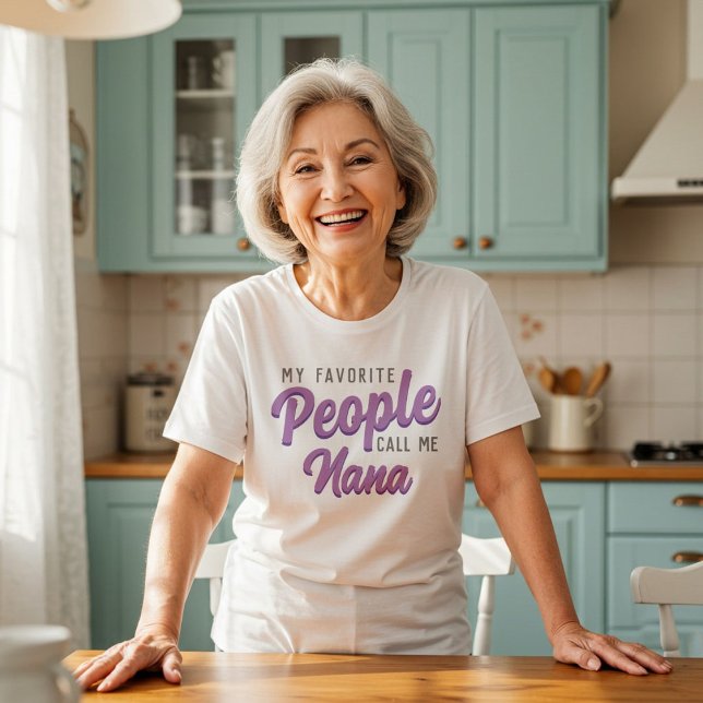 "Les gens que j'aime m'appellent" T-Shirt pour fem (Créateur téléchargé)