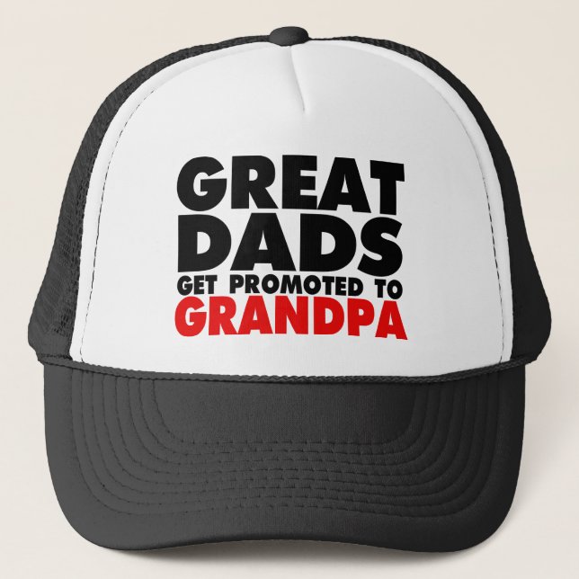 Les grands papas obtiennent favorisés au casquette (Devant)