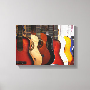 Les guitares ont enveloppé la toile