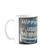 Les hippies utilisent la tasse secrète