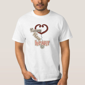 Les infirmières de stéthoscope ont le T-shirts et