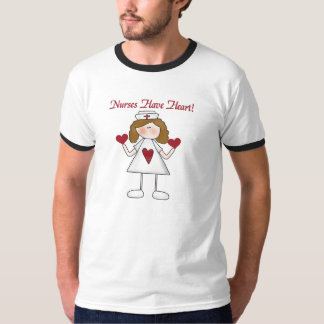 Les infirmières ont le T-shirts et les cadeaux de
