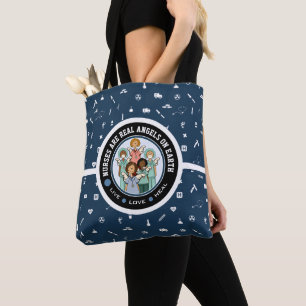 Les infirmières sont de vrais anges. Sacs