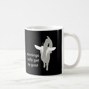 Les matins obtiennent ma tasse de chèvre