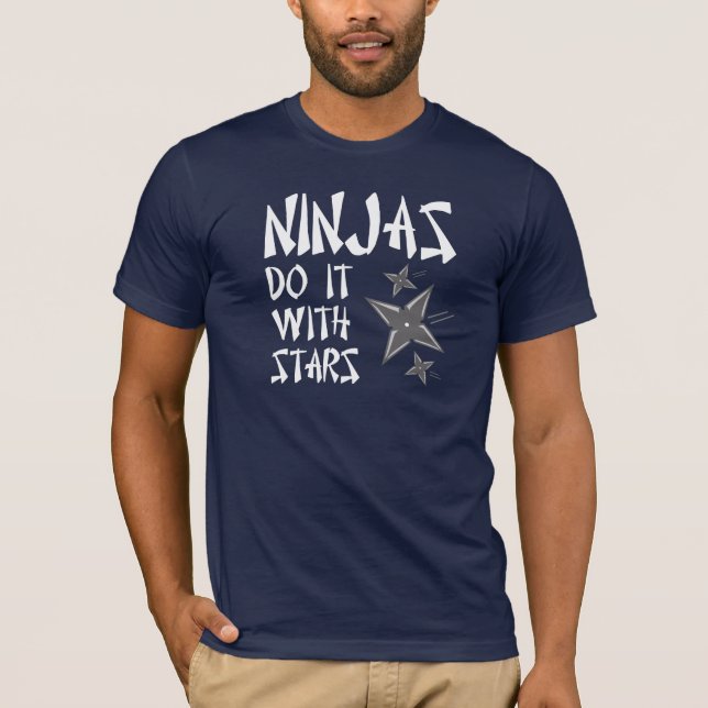 Les Ninjas Le Font Avec Un T-Shirt Étoiles (Devant)