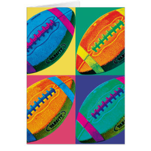 Les quatre football dans différentes couleurs