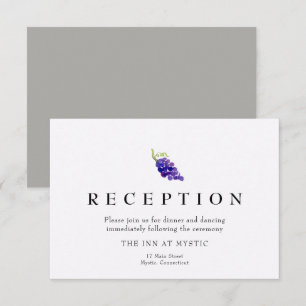 Les raisins sur la carte d'accueil mariage vin de