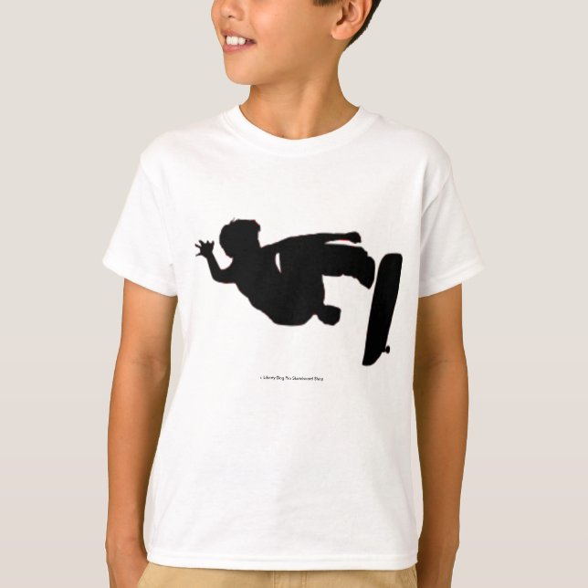 LES T-SHIRTS DE L'ENFANT DE PLANCHE À ROULETTES (Devant)
