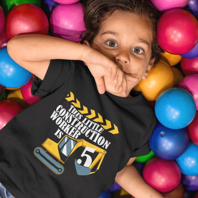 Les Tous Petits T-shirt pour garçon de 5 ans ouvrier du bâtiment (Créateur téléchargé)
