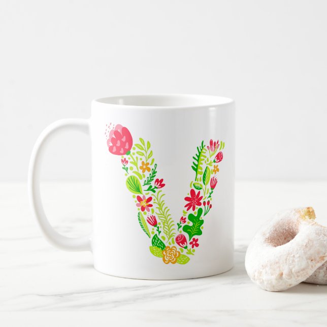 Lettre V en Mug de café en fleurs (Avec donut)