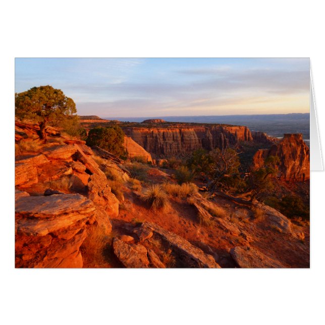 Lever de soleil sur le sentier Grand View au monum (Devant horizontal)