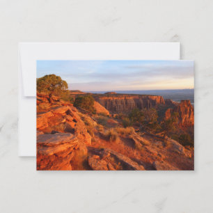 Lever de soleil sur le sentier Grand View au monum