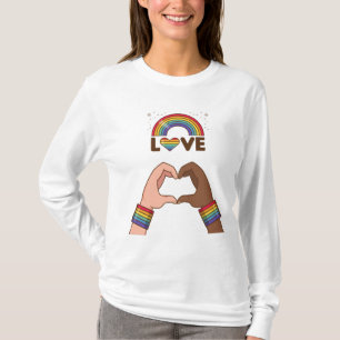 LGBT+Pride. Aimez l'arc-en-ciel. Cœur. T-shirt