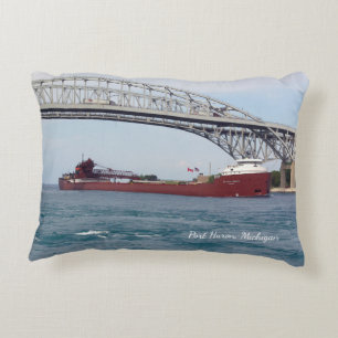 L'honorable James L. Oberstar PH coussin accent