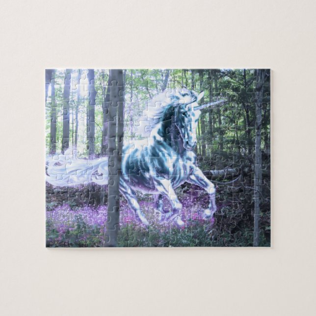 Licorne dans le puzzle de forêt (Horizontal)