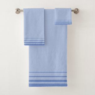 Lignes décoratives sur fond bleu clair