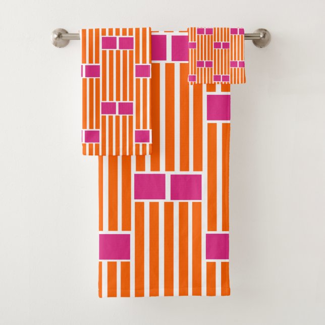 Lignes orange et boîtes roses (En situation)