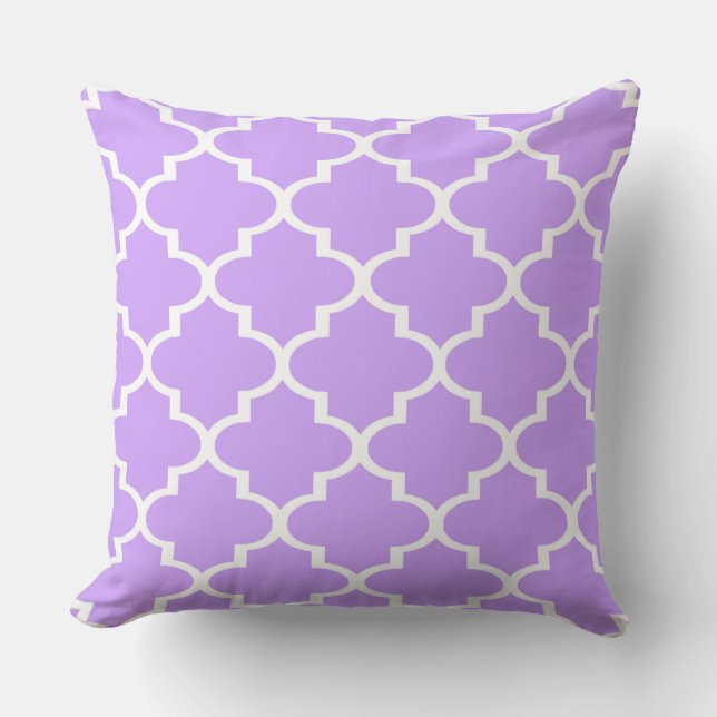 Lilac blanc Quatrefoil Coussin (Recto)