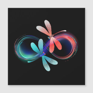 L'infini avec des libellules lumineuses