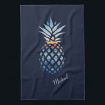 Linge De Cuisine Ananas Sunset Beach Custom<br><div class="desc">Une plage au coucher du soleil et l'horizon en forme d'ananas montrant un océan calme. Parfait pour les fêtes de ménage et les fêtes d'anniversaire ! CONSEIL - Associez ceci avec des articles correspondants comme la bouteille, et peut refroidir dans cette collection. Ajoutez votre nom ou nom d'invité en cliquant...</div>