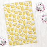Linge De Cuisine Aquarelle Citron Motif<br><div class="desc">Joli motif citron aquarelle sur un arrière - plan blanc pour une photo d'été de Vitamine C. Art original de Nic Squirrell.</div>