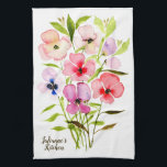 Linge De Cuisine Aquarelle Floral Joli Fleurs sauvages Personnalisé<br><div class="desc">Cette belle serviette de plat égayera n'importe quelle cuisine. Le design se compose d'un beau bouquet de fleurs sauvages d'aquarelle dans les tons rose, rouge, violet, bleu et pêche. Il y a de l'espace pour le personnaliser avec le nom du chef. Magnifique cadeau à la maison pour tous ceux qui...</div>
