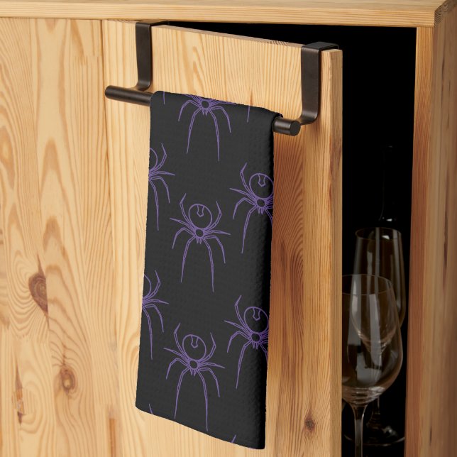 Linge De Cuisine Araignée en violet et noir (Pliage en tiers)