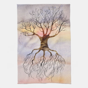Linge De Cuisine Arbre contre le ciel