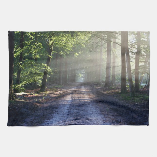 Linge De Cuisine Arbres d'été recouvrant la route de Dirt (Horizontal)