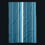 Linge De Cuisine bandes bleues multicolores<br><div class="desc">Bandes bleues avec un peu de blanc pour les accents. Un joli complément à votre cuisine quotidienne ou à inclure dans une corbeille cadeau inspirée de la cuisine pour Hanoukka. Une belle serviette qui travaillera dur pour vous dans la cuisine comme une serviette de cuisine ou comme une pièce décorative....</div>