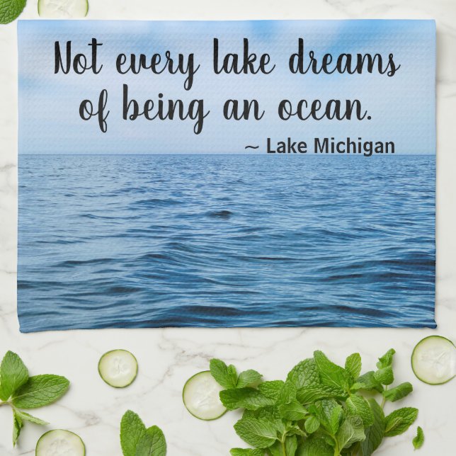 Linge De Cuisine Beautiful Blue Lake Michigan With Cirrus Clouds (Plié)