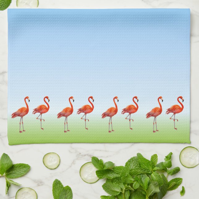 Linge De Cuisine Beaux flamants roses sur un dégradé de bleu clair (Plié)