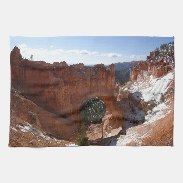 Linge De Cuisine Bryce Canyon Pont naturel Paysage neigeux Photo (Horizontal)