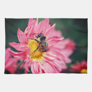 Linge De Cuisine Bumble Bee On Rose Daisy Flower 2