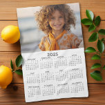 Linge De Cuisine Calendrier 2025 avec photo - Vue année complète<br><div class="desc">Un article très utile pour l'école ou le bureau à domicile. Un calendrier standard avec une photo en haut. Cela montre une vue de l'année complète de toutes les dates.</div>