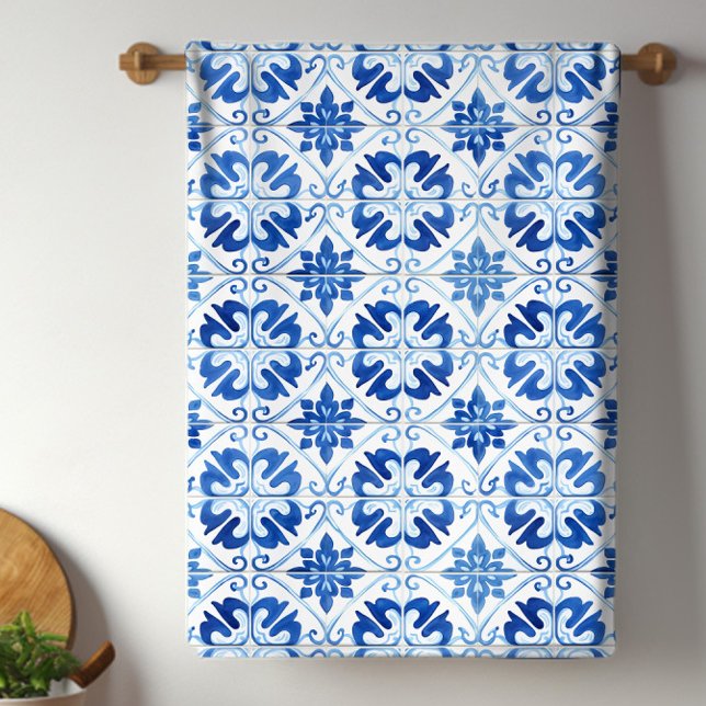 Linge De Cuisine Carrelage Méditerranéen Bleu (Pretty blue and white Mediterranean tile kitchen towel. )