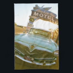 Linge De Cuisine Célèbre motel Blue Swallow sur la route 66<br><div class="desc">Tucumcari,  Nouveau-Mexique. Célèbre motel Blue Swallow sur la route 66 avec une vieille voiture garée devant.</div>