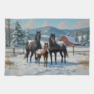 Linge De Cuisine Chevaux Appaloosa noirs sur une ferme en hiver