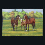 Linge De Cuisine Chevaux Du Quartier De La Baie Brown Dans Les Pâtu<br><div class="desc">Une famille de chevaux du quart de baie dans les pâturages d'été.</div>