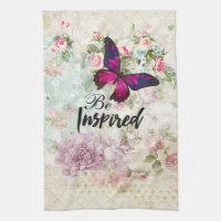 Citation inspirée et collage de papillon rose