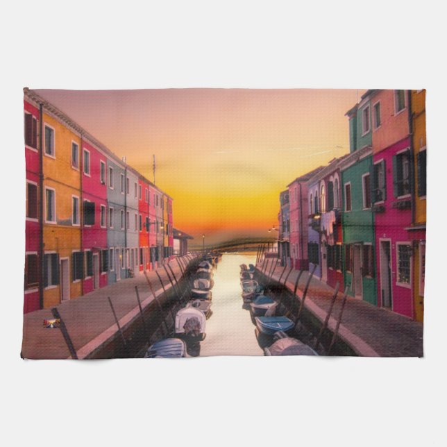 Linge De Cuisine Cityscape (Horizontal)