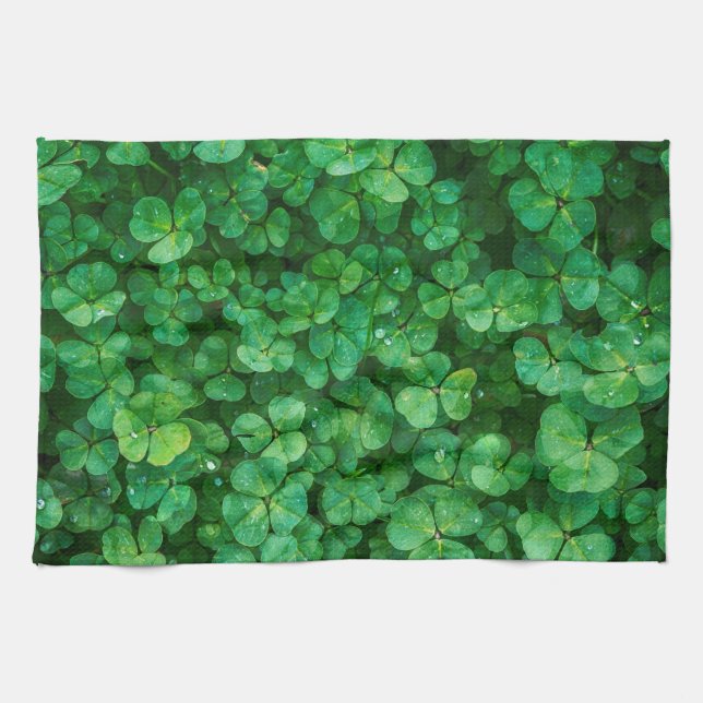 Linge De Cuisine Clovers vert luxuriant avec gouttes d'eau (Horizontal)