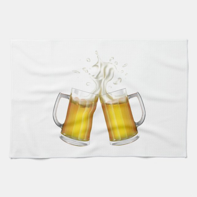 Linge De Cuisine Deux tasses avec une bière légère. (Horizontal)