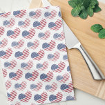 Linge De Cuisine Drapeau américain Rouge Bleu Patriotique<br><div class="desc">Cute Patriotic American Flag Rustic Heart Motif serviette de cuisine! Un motif aux coeurs de drapeau américain rustiques ou déprimés pour créer une image amusante en rouge, blanc et bleu ! Parfait pour 4 juillet, le Memorial Day, le Veteran's Day et plus ! Ou si vous voulez juste montrer votre...</div>